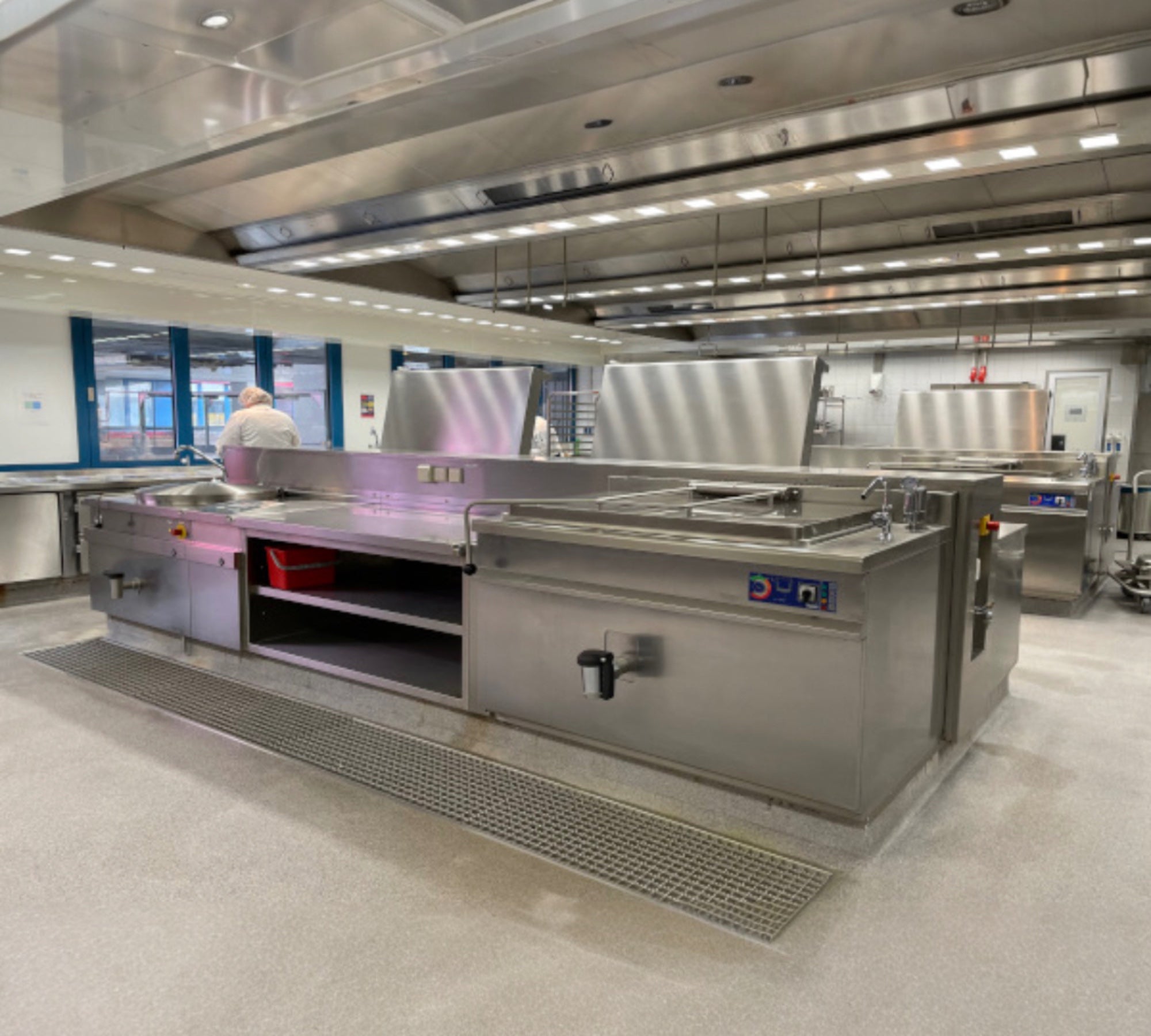 Großküchentechnik für Kita-Catering in Hamburg – Referenz „Lecker hoch drei – Dinners för Kinners“